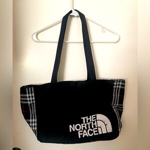 🎅🏼5/$10 Preloved NorthFace Tote